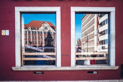 Wrocław w lustrzanym odbiciu [FOTOREPORTAŻ]