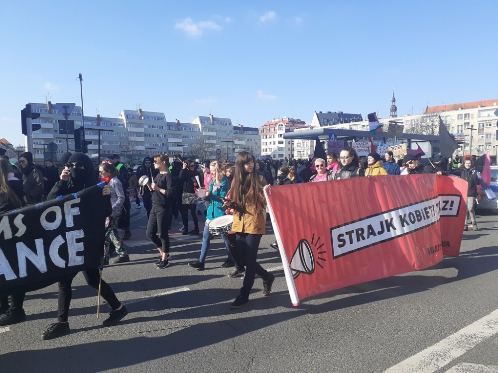 "Matka ziemia, a nie ojciec kapitalizm". Manifestacja z okazji dnia kobiet we Wrocławiu - fot. Beata Makowska