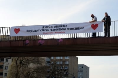 "Jesteście wspaniali!". Wrocław dziękuje lekarzom [ZOBACZ] - 11