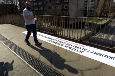 "Jesteście wspaniali!". Wrocław dziękuje lekarzom [ZOBACZ] - 1