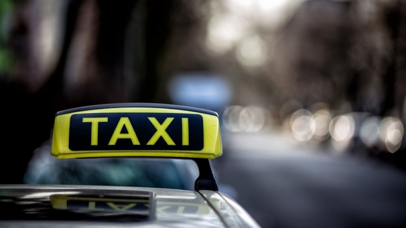 Wozimy Bohaterów: Taksówkarze bezpłatnie wożą medyków - zdjęcie ilustracyjne: fot. Dennis Skley/flickr.com (Creative Commons)
