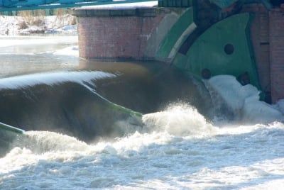 Wrocław: Podpisano umowę na rozbudowę wał&oacute;w przeciwpowodziowych nad Widawą