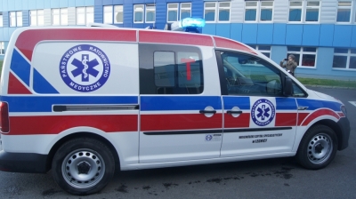 Koronawirus. Legnicki szpital kupił karetkę do transportu os&oacute;b zakażonych
