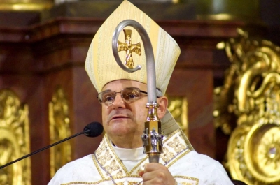 Biskup Marek Mendyk: Polityka i kościół muszą być wyraźnie oddzielone