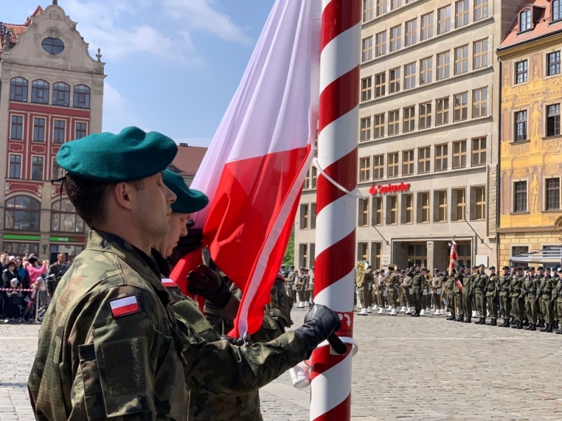 Dziś dzień flagi narodowej - fot. archiwum radiowroclaw.pl