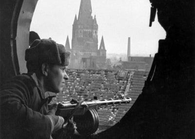 Dokładnie 75 lat temu poddał się Breslau [FILM]