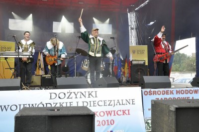 DRJ: Dożynki w Kamieńcu Ząb. - 12