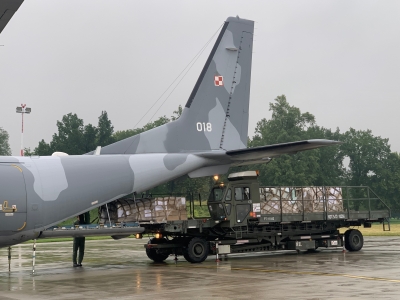 Polska pomaga Armenii i Gruzji. Z Wrocławia wystartował samoloty z darami - 4