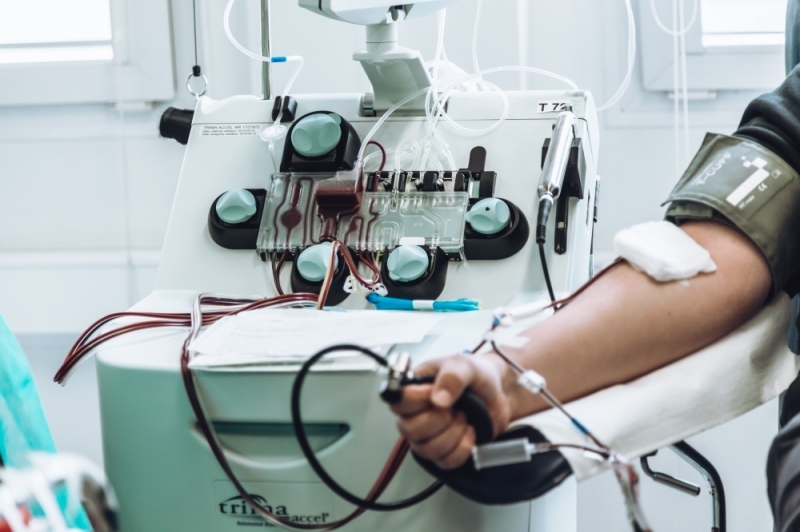 Koronawirus. Osocze od ozdrowieńców pomaga chorym na Covid-19 - fot. Patrycja Dzwonkowska
