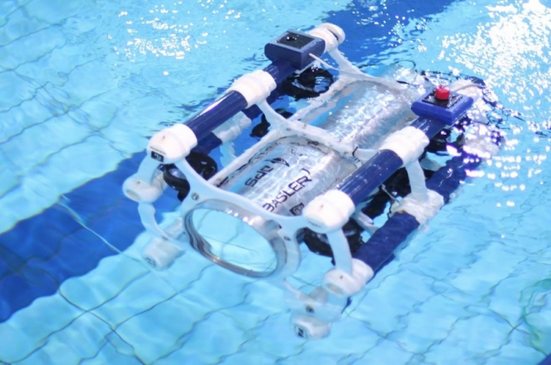 Podwodny autonomiczny dron na wagę Nobla? - fot. KN Robocik