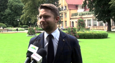 Referendum&nbsp;w&nbsp;Dusznikach.&nbsp;Przeciwnicy burmistrza zebrali&nbsp;wymagane&nbsp;podpisy