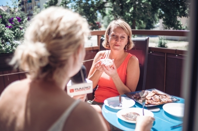 "Nie widzę przeszk&oacute;d". Magda gotuje w ciemno i podbija sieć [ZDJĘCIA]
