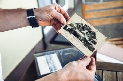 Widokówki, zdjęcia i album leżący sto lat na strychu [FOTOREPORTAŻ] - 12