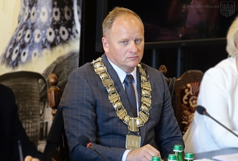 Przewodniczący rady miasta w Bolesławcu zrezygnował z mandatu - fot. UM Bolesławiec