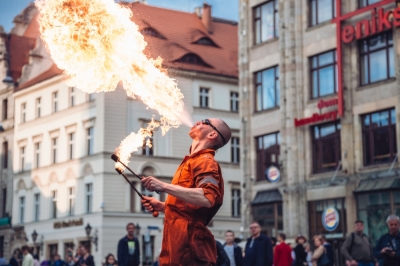Ale za to w niedzielę... dzieje się na wrocławskim Rynku [FOTOSPACER]