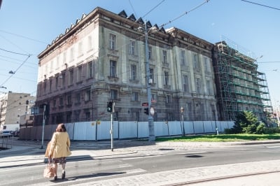 Było naukowo, będzie biznesowo. Rewitalizacja dawnego Wydziału Farmacji [FOTOSPACER] - 23