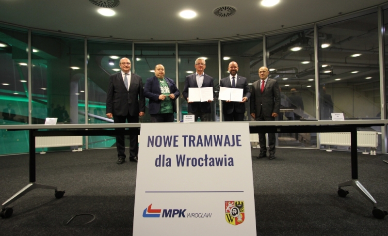 Wrocław: Umowa na zakup 25 nowych tramwajów podpisana - fot. mat. prasowe