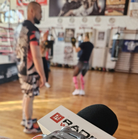 Kibice dzierżoniowskiego Klubu Bokserskiego Global Boxing